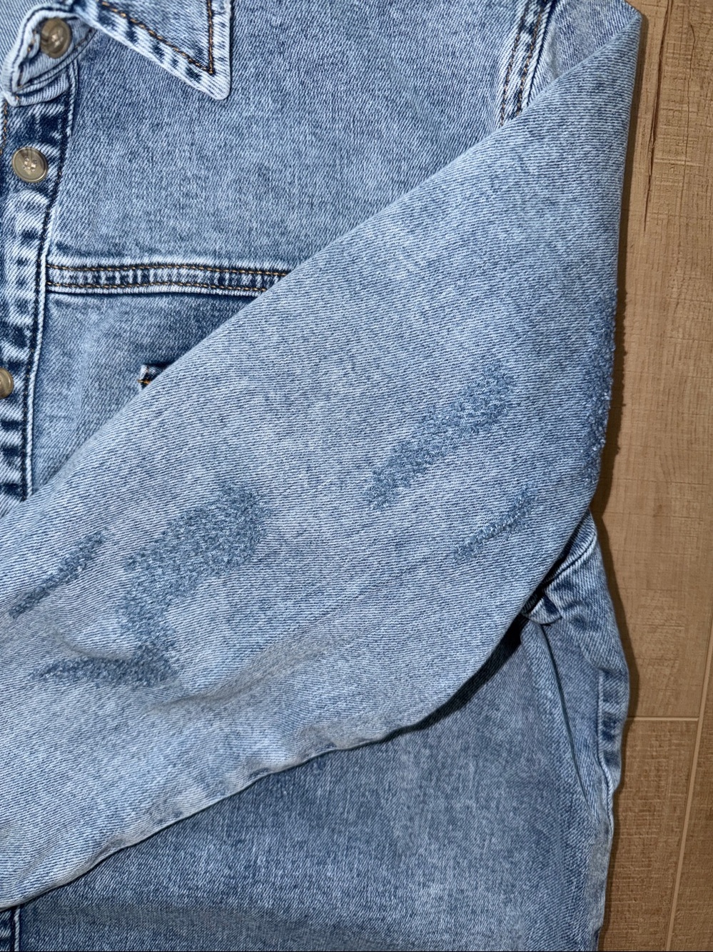 Anthropologie Pilcro Distressed Chambray Relaxed Fit Shirt Jacket - XL - Picture 6 of 9